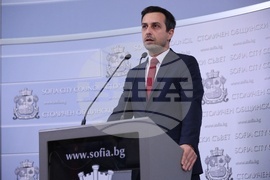 Деян Николов - брифинг