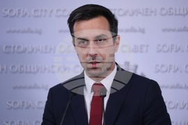 Деян Николов - брифинг