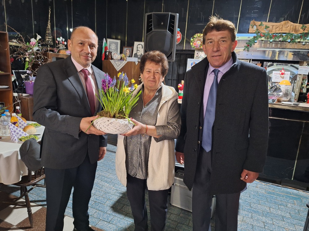 Кметът на Община Ловеч Страцимир Петков проведе работна среща с кметския съвет в Александрово