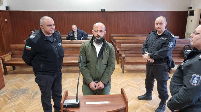 Пловдивският апелативен съд потвърди ареста на турски гражданин, задържан с 377,78 кг марихуана на "Капитан Андреево"