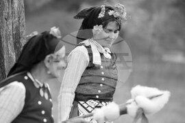 Магията на българките в народни носии