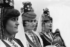 Магията на българките в народни носии