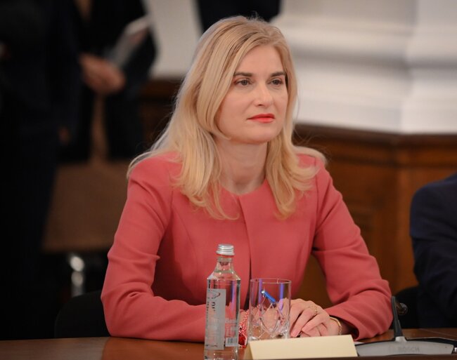 Министър Динкова: Всички мерки в Програмата на Правителството в раздел „Туризъм“, със срок до февруари 2024 г., са изпълнени