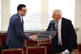 Парламент - Комисия по бюджет и финанси