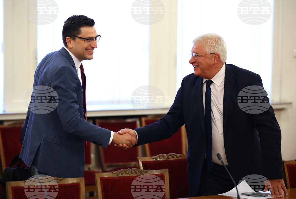 Парламент - Комисия по бюджет и финанси