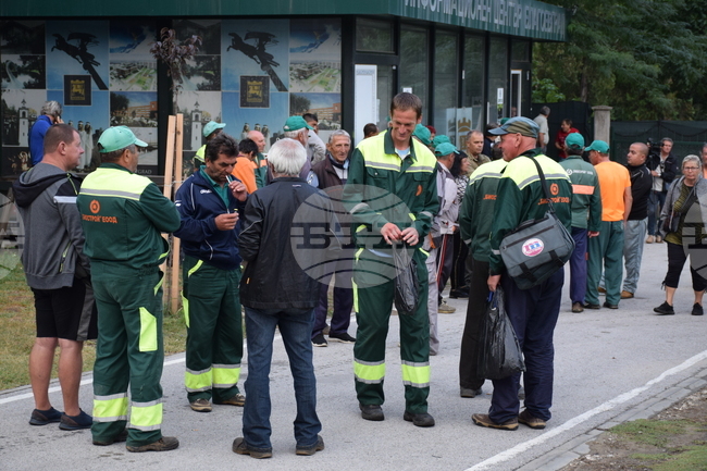 Благоевград - служители - "Озеленяване" - протест