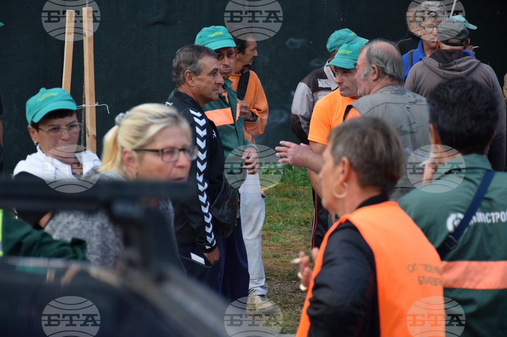 Благоевград - служители - "Озеленяване" - протест