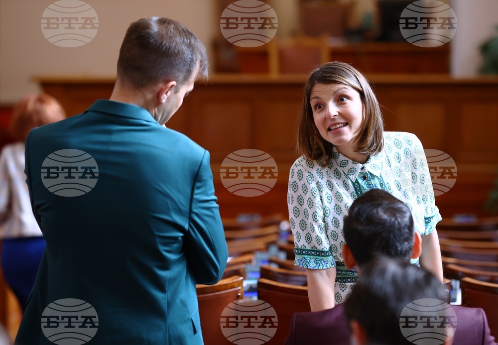 Парламент - заседание - Александра Милчева