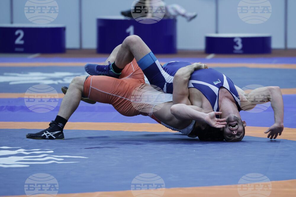 "Дан Колов - Никола Петров“ - борба - Росиян Дермански - Амар Мумене