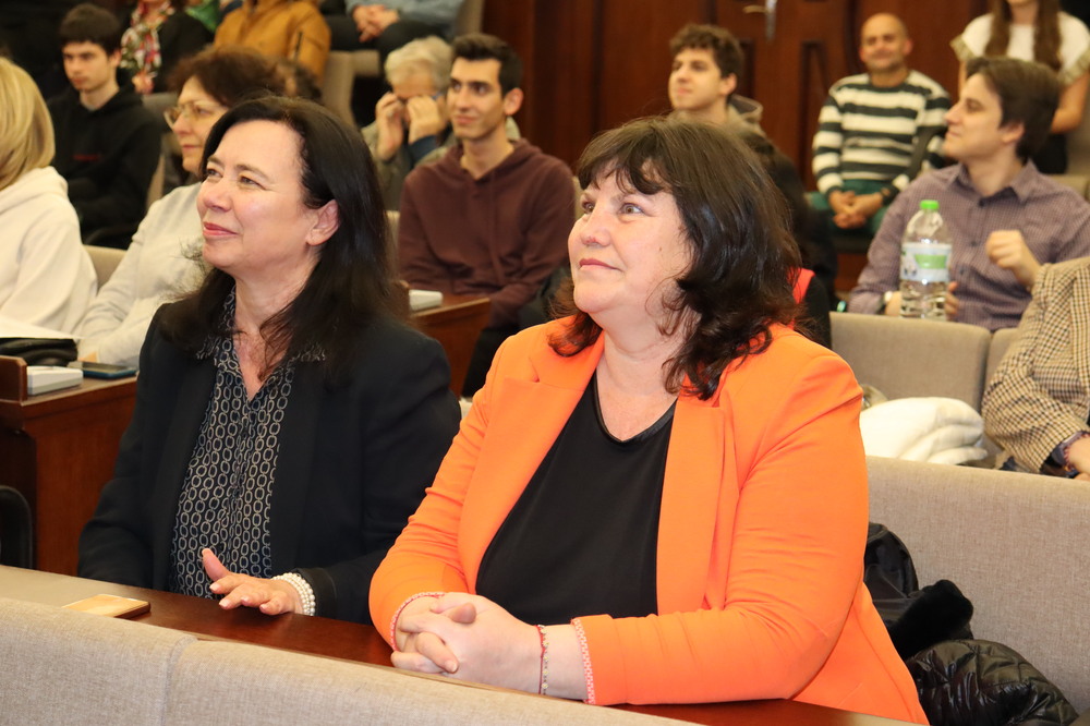 Заместник-кметът на Община Хасково Мария Вълчева участва в церемонията по откриване на 40-тата национална олимпиада по информатика