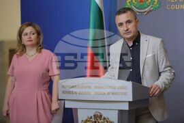Александър Николов - интерконектор Гърция-България - пресконференция