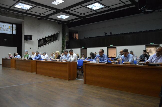 Нисколихвен кредит за СБАЛО „Св. Мина“, задължителна предучилищна и Програмите за управление на отпадъци и опазване на околната среда са само част от приетите точки от ОбС-Благоевград днес