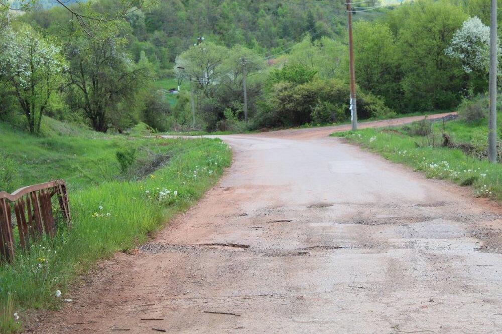 МРРБ финансира проекти на 234 общини за ВиК, пътища и улици