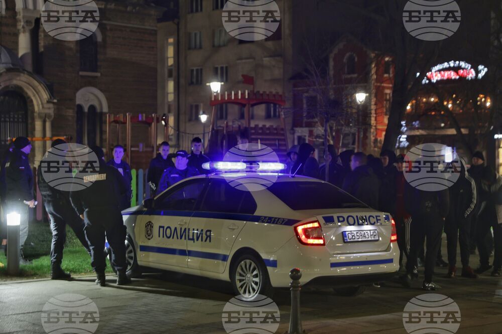 Засилено полицейско присъствие