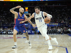Mavericks Pistons Basketball