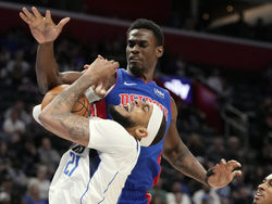 Mavericks Pistons Basketball
