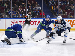 Jets Canucks Hockey