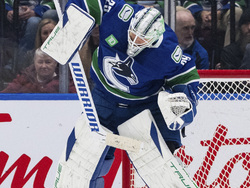 Jets Canucks Hockey