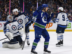 Jets Canucks Hockey