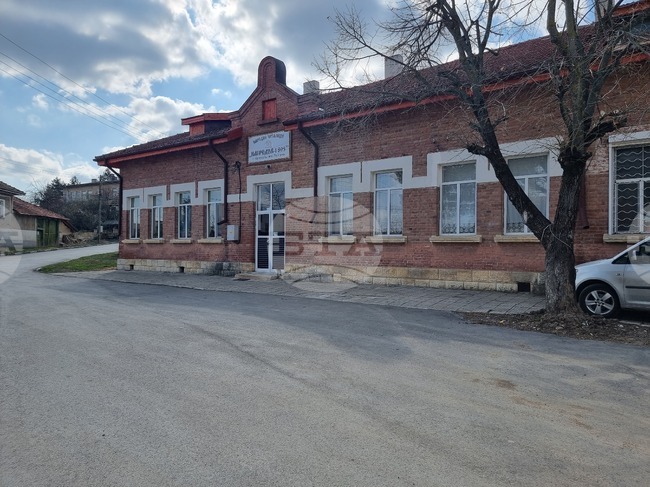 Читалището в разградското село Дряновец от 130 години е пазител на българските традиции и духовност, казва секретарят на културната институция