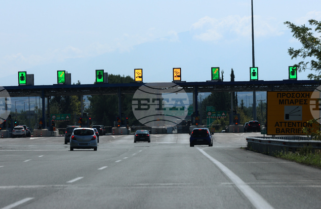 Повишени такси за преминаване по главни гръцки магистрали влизат в сила от днес 