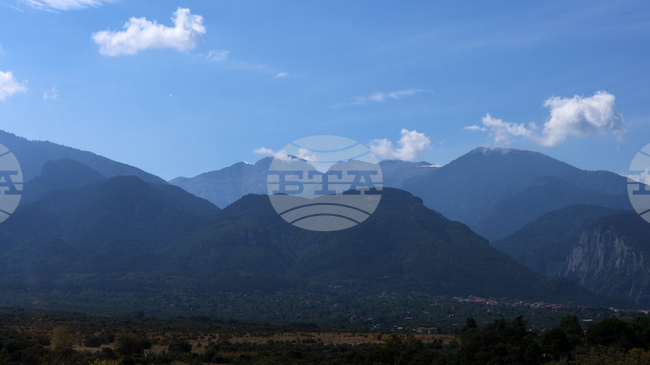 Открито е тялото на туриста, издирван в гръцката планина Велухи