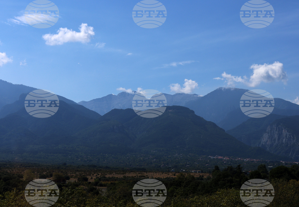 Открито е тялото на туриста, издирван в гръцката планина Велухи