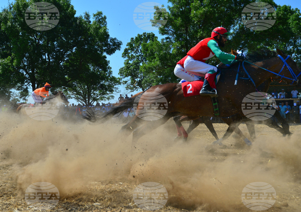 Завет - конни надбягвания
