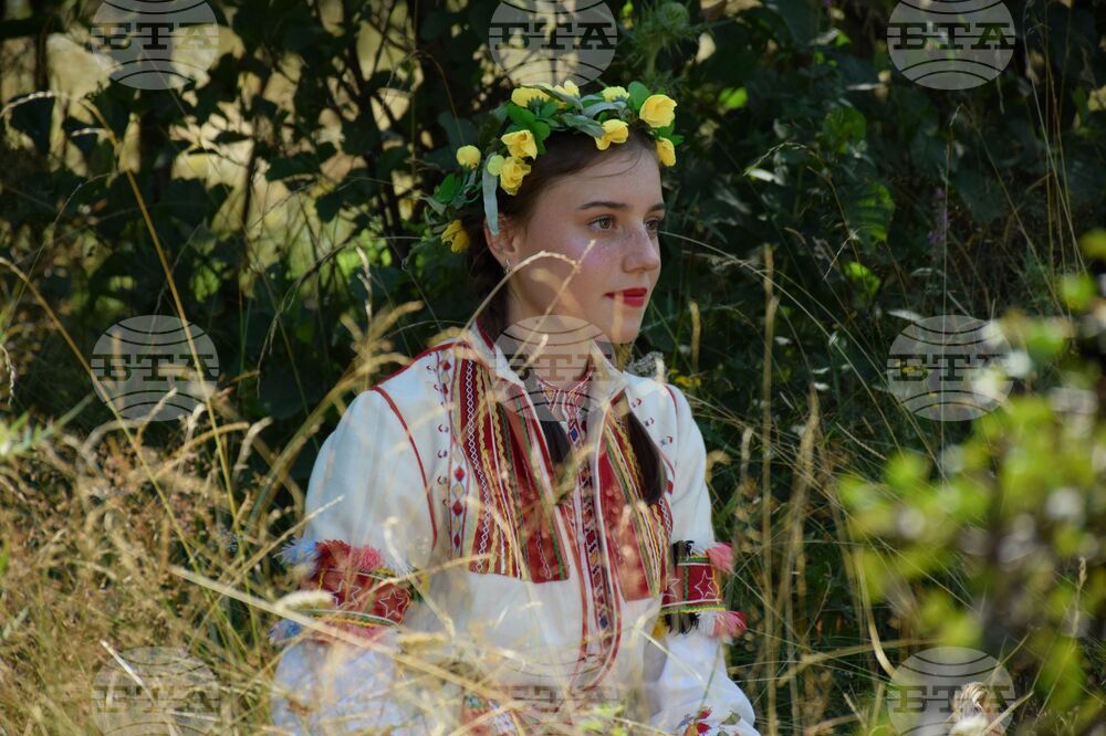 Разлог - Предел - "Пирин пее" - народен събор