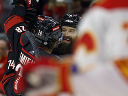 Flames Hurricanes Hockey
