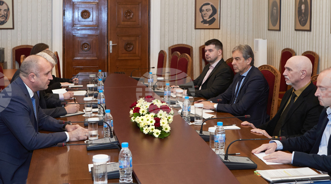 Своевременното изграждане на система за спешна медицинска  помощ по въздуха беше обсъдено на работна среща в президентството