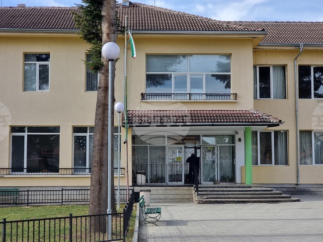 Съществуването и дофинансирането на маломерни паралелки в училището в Априлци ще гласува Общинският съвет 