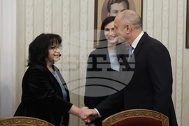 Румен Радев - ГЕРБ-СДС - консултации