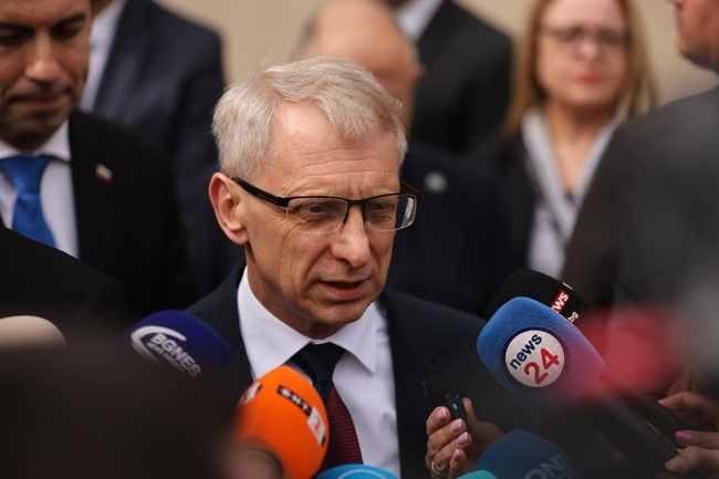 Ако не намерим съгласие с първия мандат - това вероятно означава, че отиваме на избори, каза Николай Денков
