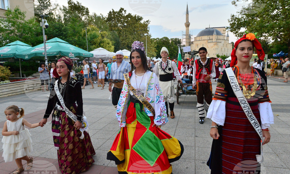 Разград - танцови състави - дефиле