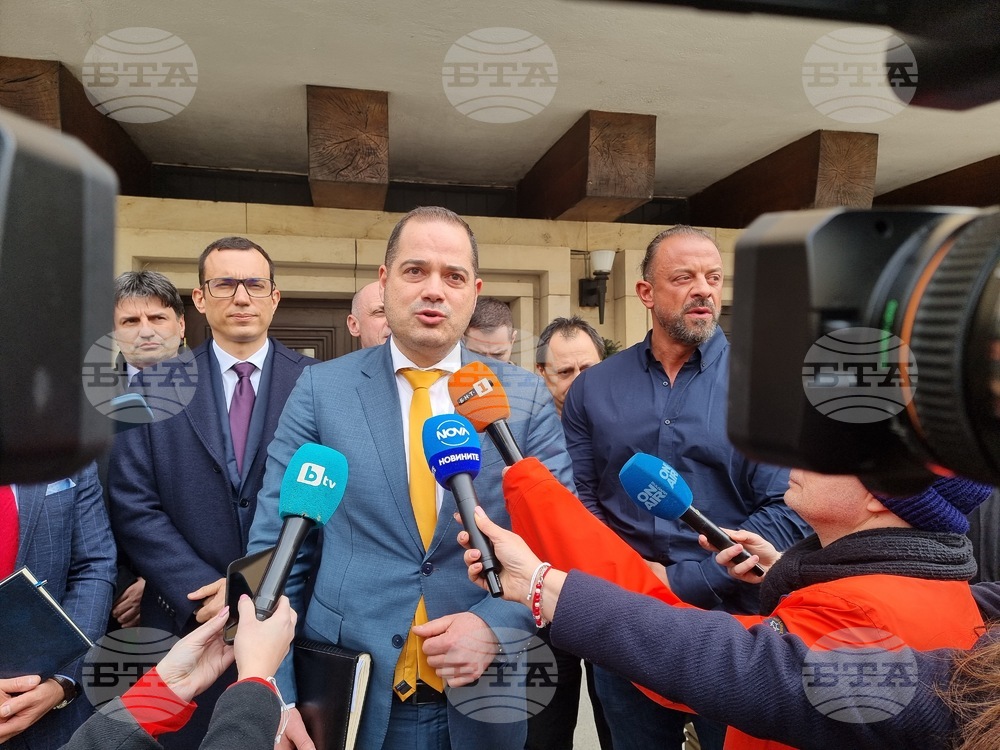 Засилваме полицейското присъствие в центъра на София и други райони, каза министърът на вътрешните работи в оставка Калин Стоянов