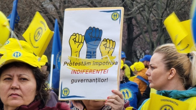 Румъния - здравни служители - протест