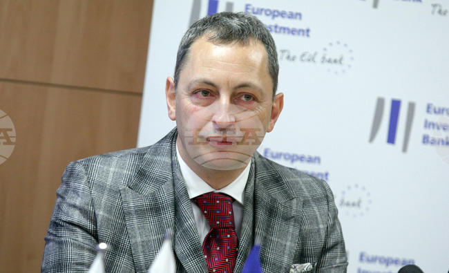 Европейска инвестиционна банка - пресконференция