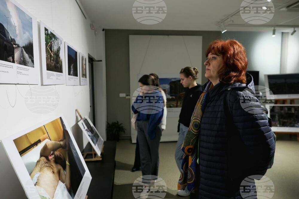 Бургас - "Украйна: война и съпротива" - фотографска изложба