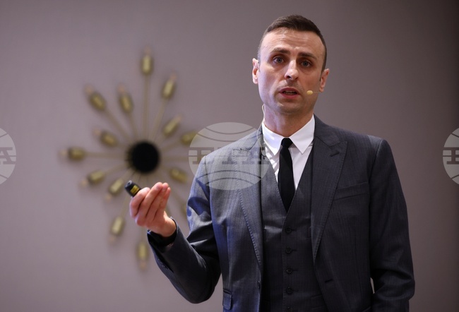 Димитър Бербатов си спомни за моментите с Димитър Пенев