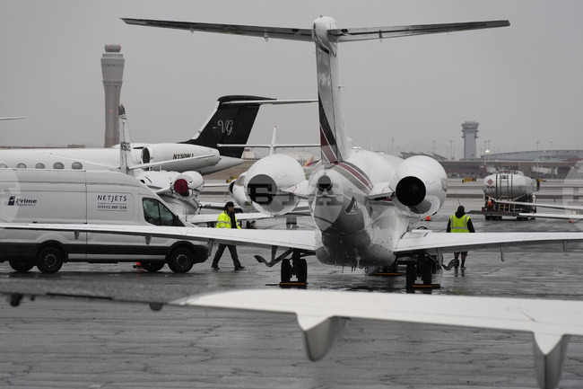 Частен самолет с 8 души на борда се разби в американския щат Мейн