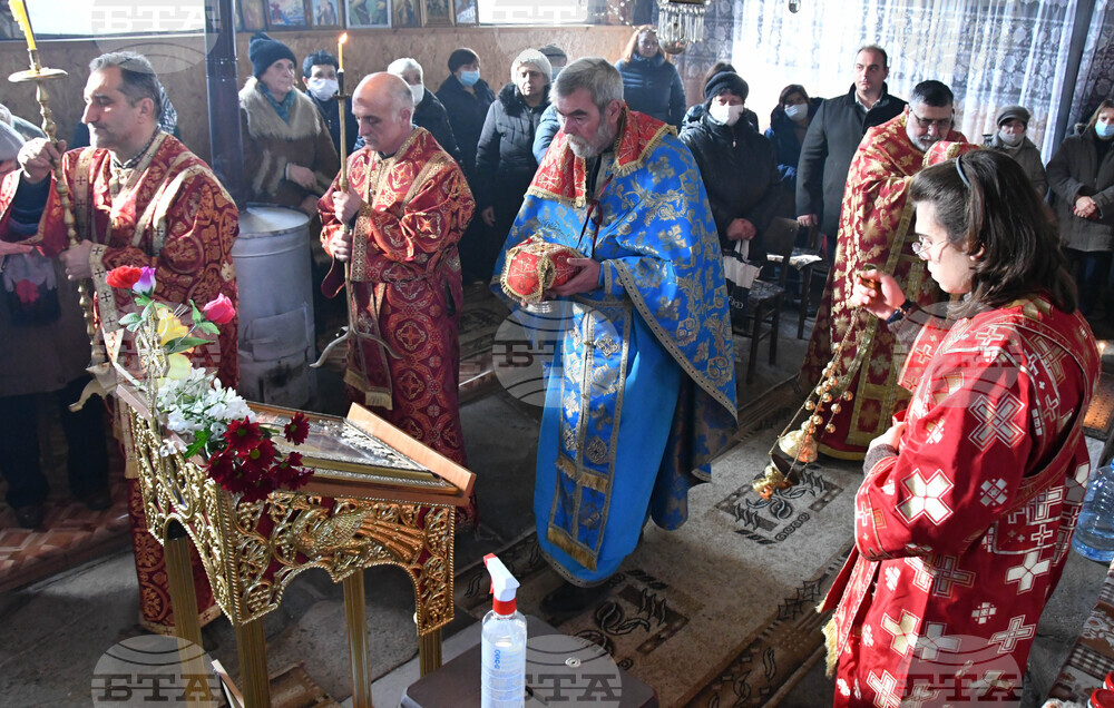 Село Черногорово - Свети Харалампий - храм