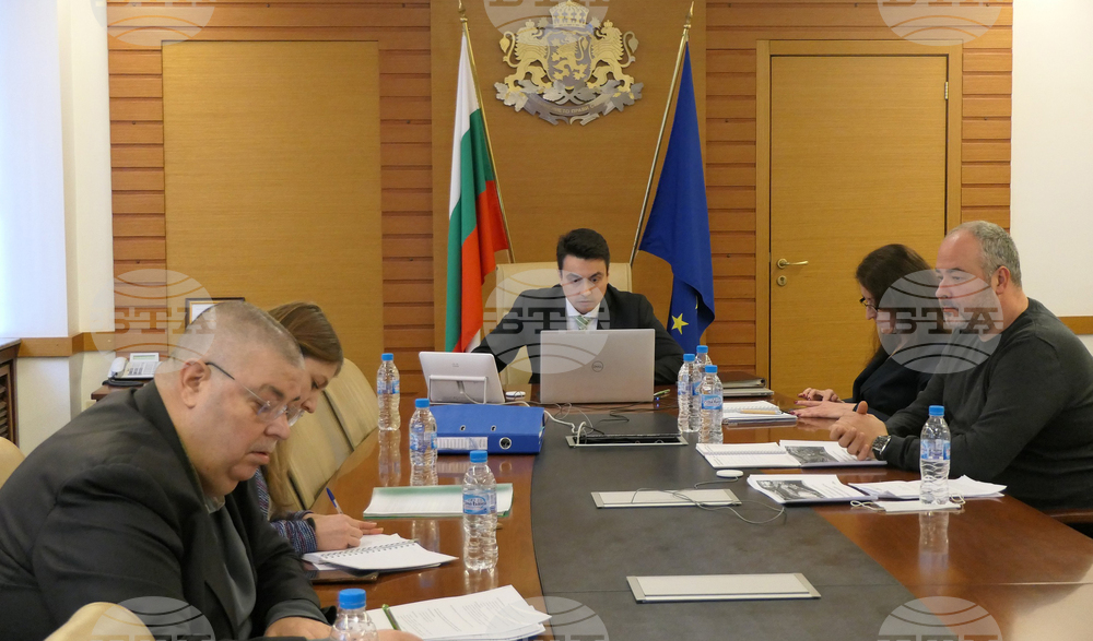 Земеделие - Момчил Неков