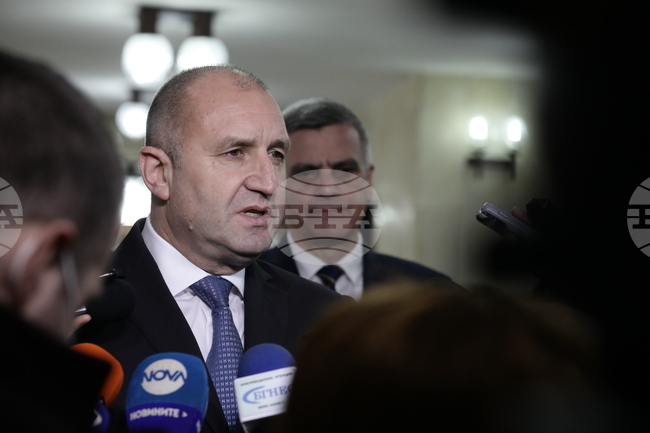 Въоръжени сили – анализ – представяне