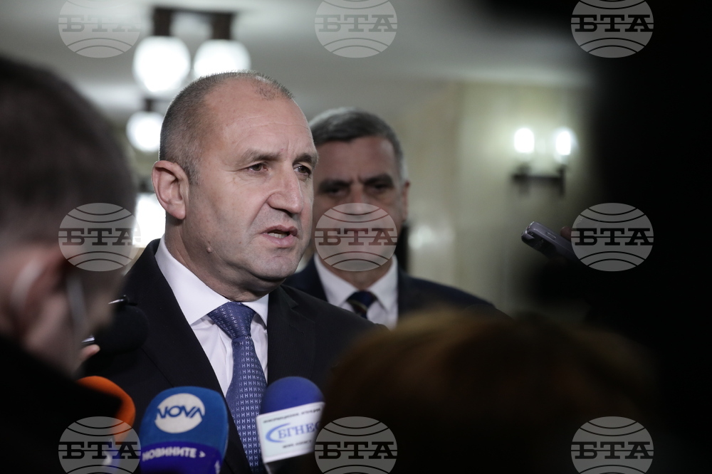 Въоръжени сили – анализ – представяне