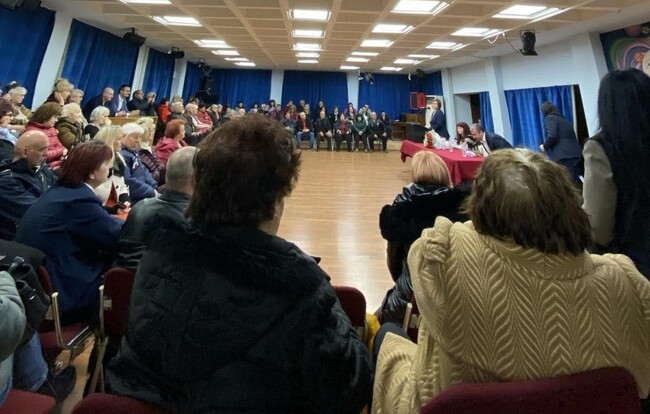 Нинова в Пазарджик: В сряда викаме министъра на вътрешните работи в НС за бежанците