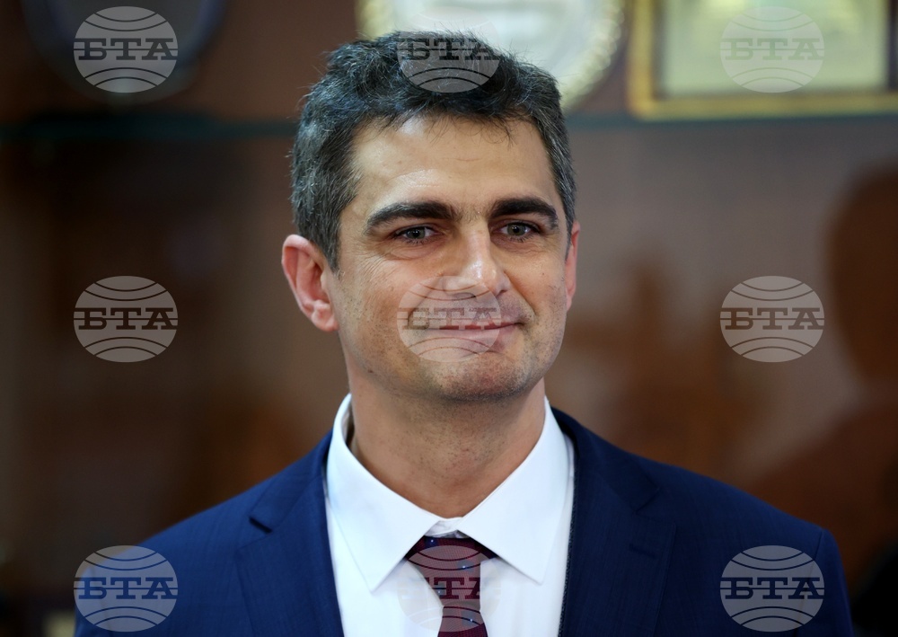 Процесът по декарбонизация трябва да се управлява, според председателя на КЕВР