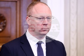 Президент - „Възраждане“ - консултации