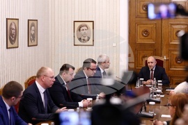 Президент - „Възраждане“ - консултации