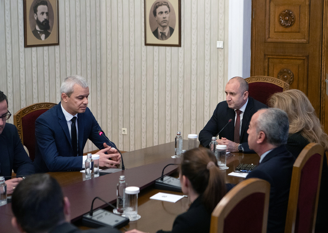 Президентът: Няма как да се борим срещу беззаконието с ново беззаконие